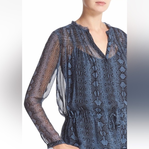 Rebecca Taylor snake skin 100% silk blouse blue size US 6 - Picture 2 of 13